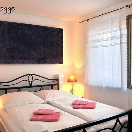 - Am Kütertor - Alle Mit Terrasse Oder Balkon - In Lage * Stralsund