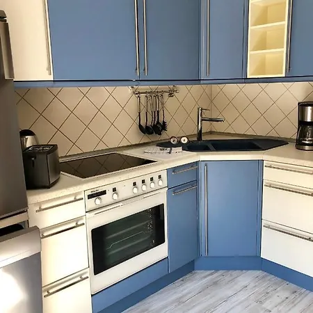 - Am Kütertor - Alle Mit Terrasse Oder Balkon - In Lage Apartamento Stralsund